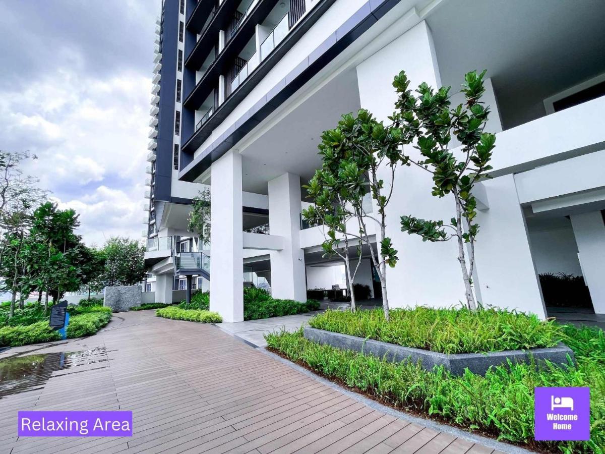 Continew Residences Trx Lux Pool View Kuala Lumpur Buitenkant foto