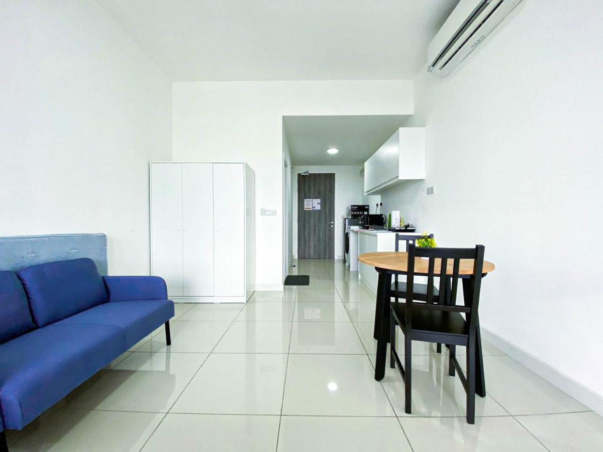 Continew Residences Trx Lux Pool View Kuala Lumpur Buitenkant foto